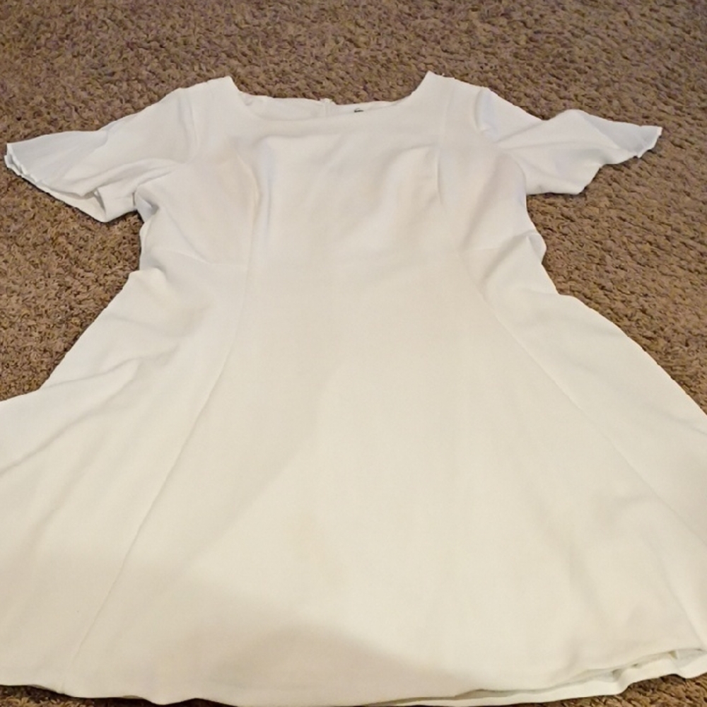 DKNY Women's White Short Sleeve Fit-and-Flare Dress  14.
